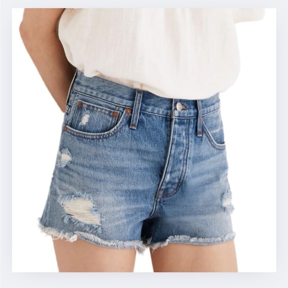 Madewell Relaxed Denim Distressed Shorts - Picture 1 of 11
